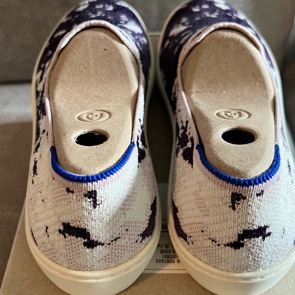 NWT Rare Retired Rothy’s Sneaker in Ocean Iris - Size 8 - Picture 3 of 10